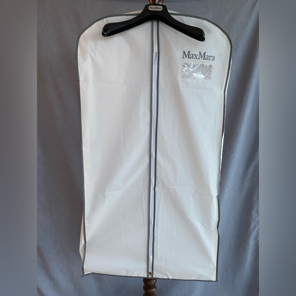 MaxMara | Zip up Garment Bag with matching Hanger